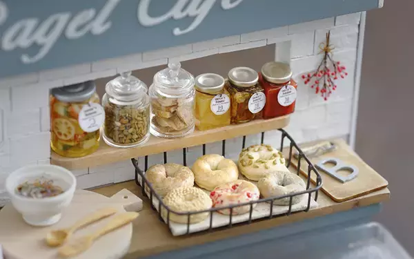 「ミニチュア作家・田中智氏の世界におじゃまします！ 1/12サイズの家はキッチンもスイーツもリアル」の画像