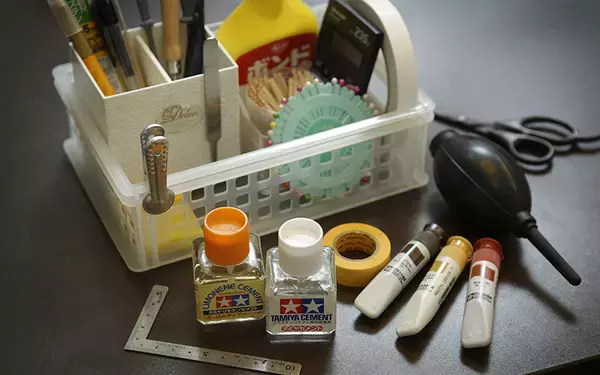 「ミニチュア作家・田中智氏の世界におじゃまします！ 1/12サイズの家はキッチンもスイーツもリアル」の画像