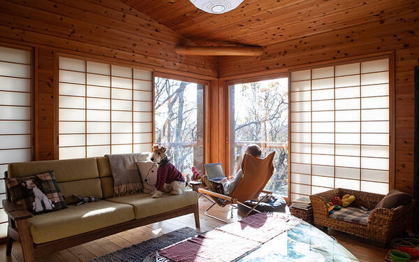 テレワークが変えた暮らし 4 愛犬のために伊豆高原へ移住 40代で仕事を変えずに実現 2019年12月27日 エキサイトニュース