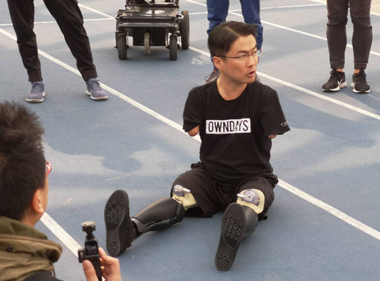 乙武洋匡さんが「義足で歩く」ことを選んだ意味。テクノロジーで障がい者や高齢者の暮らしはどう変わる？