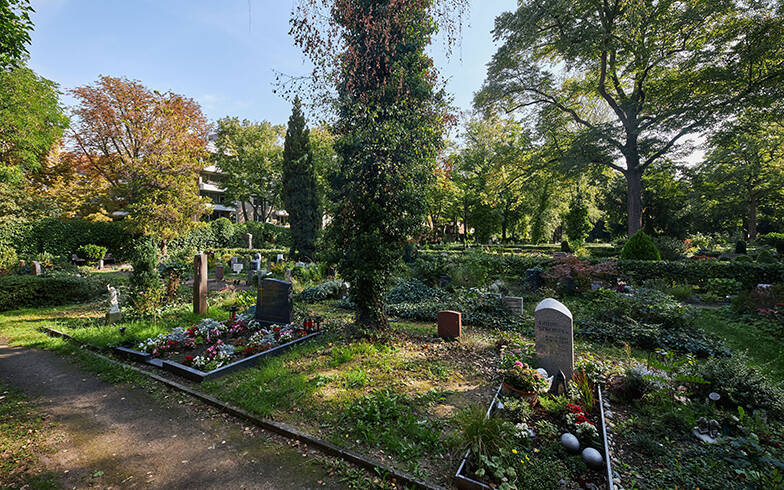 ベルリンの巨大墓地が農園に！プリンツェシンネン庭園に見る素敵なドイツの墓地文化