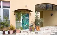 美大生のための伝説のアパート、DIYし放題で“住み継ぐ”