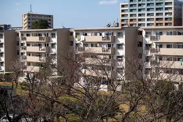 「築80年めざす「いなさん団地」。建て替え計画の頓挫から逆転、マンション長寿命化へ　千葉県千葉市」の画像