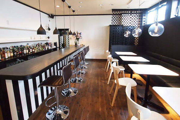 地域おこし協力隊で武雄市に移住し “猪突猛進”でシェアカフェをオープン