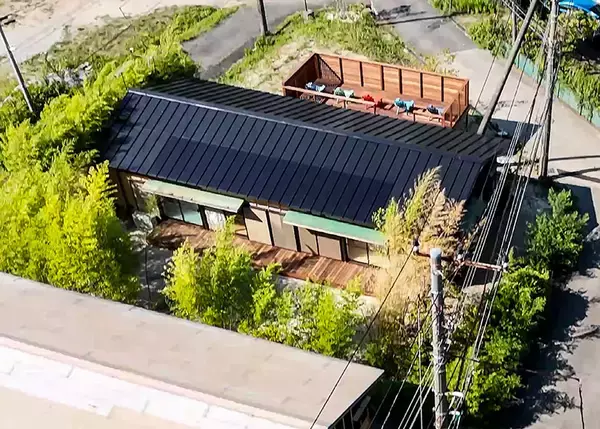 「【横須賀】”天空の団地”住民ゼロから5年で大人気物件へ再生。家賃5万円台～サウナ・絶景付き、お店も持てる?!　月見台団地」の画像