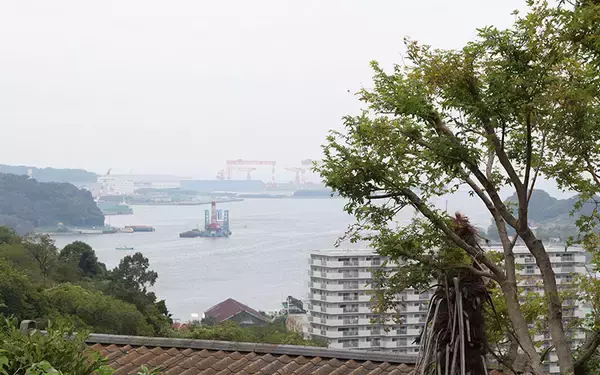 「【横須賀】”天空の団地”住民ゼロから5年で大人気物件へ再生。家賃5万円台～サウナ・絶景付き、お店も持てる?!　月見台団地」の画像