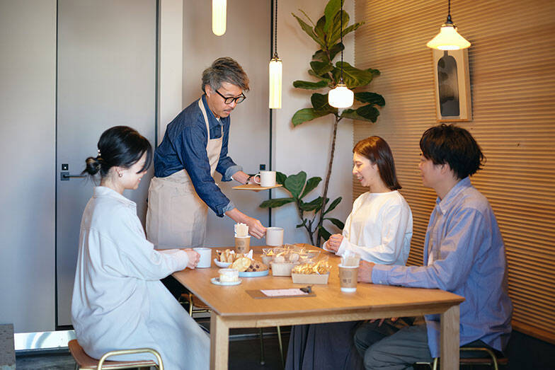 駅徒歩20分の賃貸住宅でも“あえて”選びたくなる理由。「超高断熱」×「小さなお店が開ける家」の狙い　店舗兼用住宅・横浜市「榧日（ひび）」