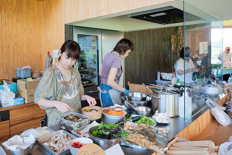 なぜ地方工務店が過疎地に”村”をつくったのか。「家を建てるより、建てたくなる街をつくる」挑戦　鹿児島霧島市「小浜ヴィレッジ」
