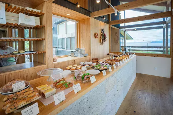 「なぜ地方工務店が過疎地に”村”をつくったのか。「家を建てるより、建てたくなる街をつくる」挑戦　鹿児島霧島市「小浜ヴィレッジ」」の画像