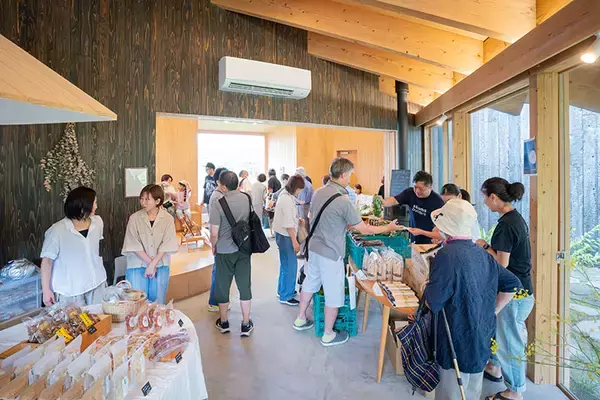 「なぜ地方工務店が過疎地に”村”をつくったのか。「家を建てるより、建てたくなる街をつくる」挑戦　鹿児島霧島市「小浜ヴィレッジ」」の画像