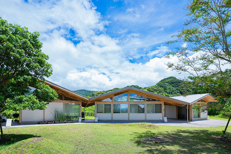 なぜ地方工務店が過疎地に”村”をつくったのか。「家を建てるより、建てたくなる街をつくる」挑戦　鹿児島霧島市「小浜ヴィレッジ」