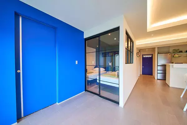 「テック系夫妻が「築60年超・温泉付き中古マンション」を購入した理由。400万円の物件をリノベで”最高のリモートワーク拠点”を実現　mochikoAsTechさん」の画像