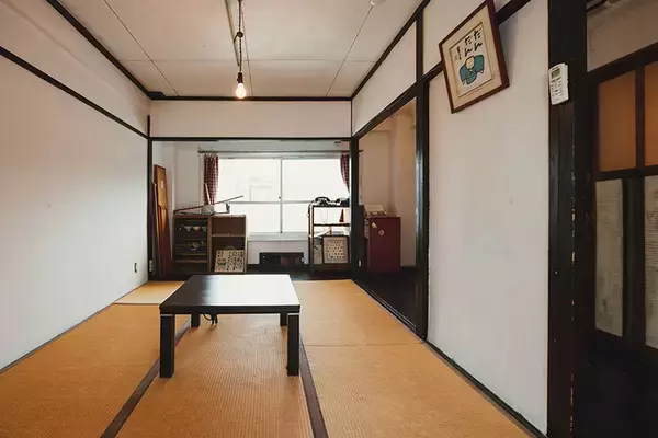 「廃墟寸前の築67年賃貸が満室＆アートの発信地に大変身！ 国の登録有形文化財にも　福岡「冷泉荘」」の画像