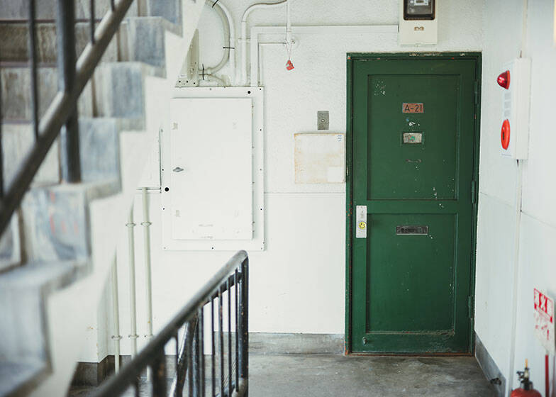 廃墟寸前の築67年賃貸が満室＆アートの発信地に大変身！ 国の登録有形文化財にも　福岡「冷泉荘」