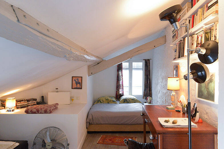 パリの暮らしとインテリア[23] 映画美術スタッフが50平米アパルトマンを本気のセルフリノベ！「コンパクトで心地よい家」が素敵すぎる
