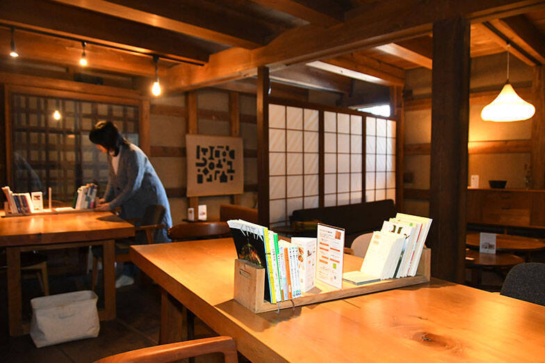 ただ古いから守るのではなく。今に生きる価値を見つけて、100年続くカフェと宿に「草木ももとせ」（秋田・湯沢市）