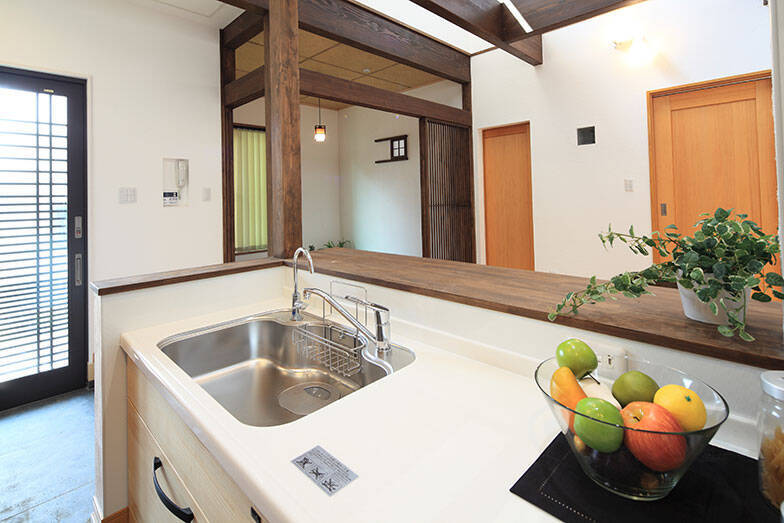 2階建て実家をコンパクト平屋に建て替え。高齢の母が過ごしやすい動線、高断熱に娘も満足