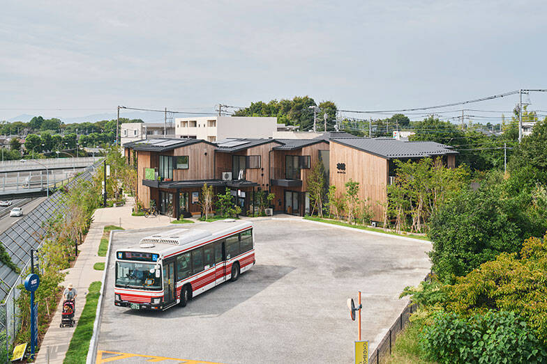 1階でカフェ経営、2階に住む。「賃貸の自宅でお店を開く」が話題のワケ。住宅地をおもしろくする「なりわい賃貸」とは