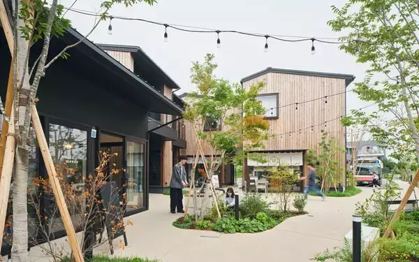 「1階でカフェ経営、2階に住む。「賃貸の自宅でお店を開く」が話題のワケ。住宅地をおもしろくする「なりわい賃貸」とは」の画像