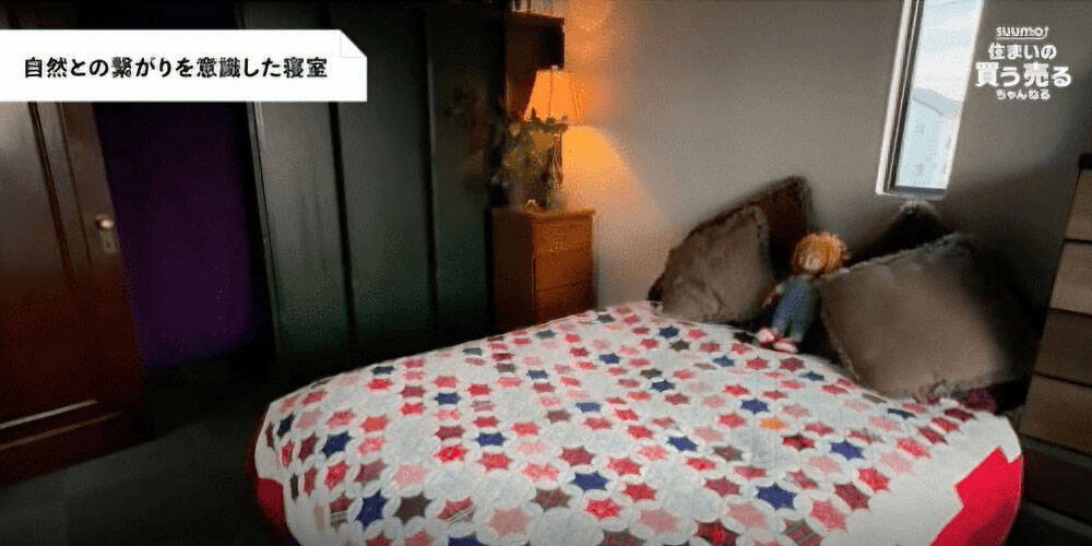 美術家の「自宅兼アトリエ」が素敵すぎる！自ら描いた図面は”ダンジョン”のよう!? アンティークと植物を愛でる家　maisさん