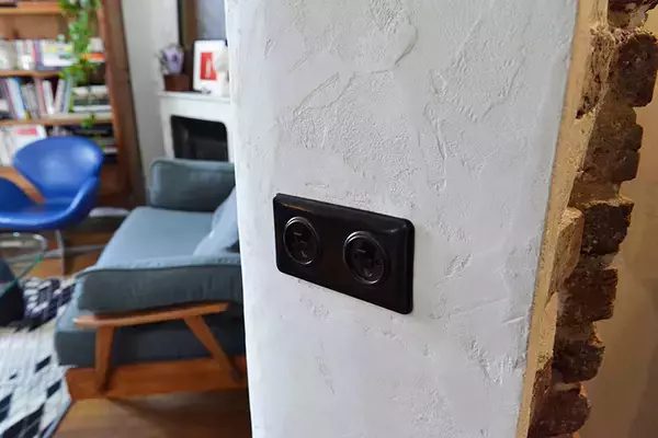 「パリの暮らしとインテリア[12] 陶芸作家が暮らすアール・デコ様式のアパルトマン」の画像