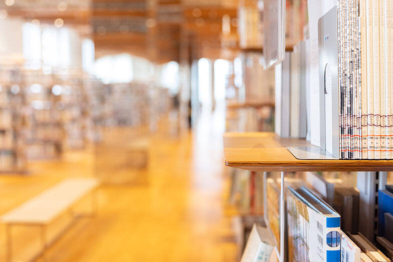 NYタイムズ選出「行くべき場所」富山市は、”なにもない日常”が究極すぎる街。きときとな魚に野菜、立山を望む街並み…当たり前レベルの高さに迫る