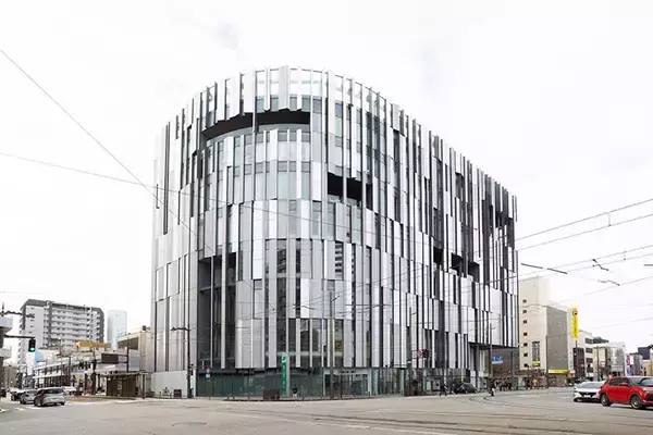 「NYタイムズ選出「行くべき場所」富山市は、”なにもない日常”が究極すぎる街。きときとな魚に野菜、立山を望む街並み…当たり前レベルの高さに迫る」の画像