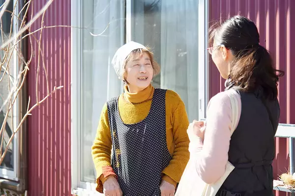 「入居者7割が「単身女性」。元小学校を改修した“看取りまでできる”高齢者向け住宅（ペット可）の全貌　「那須まちづくり広場」」の画像