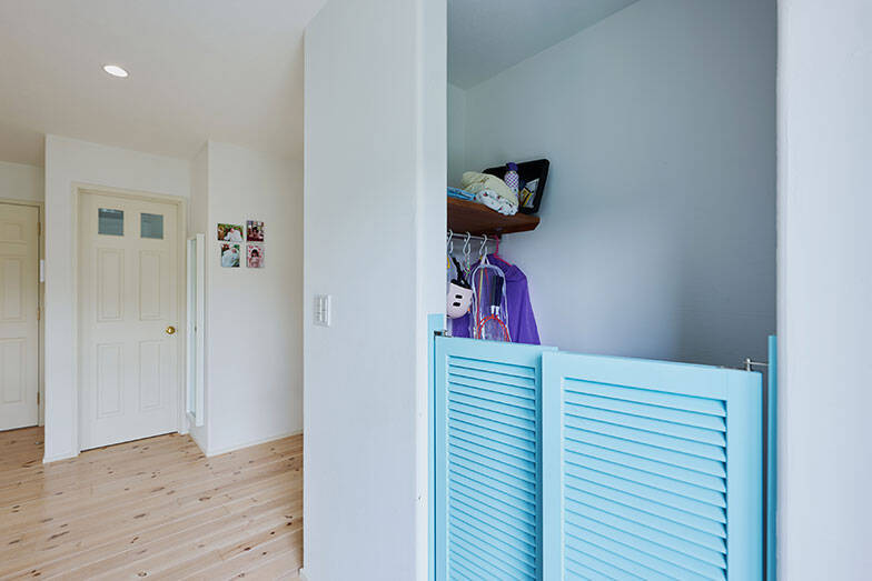 【76平米コンパクト平屋】アメリカンハウス調の”無駄なし間取り”で子育て＆愛犬との暮らしを快適に。実家の隣、親ともつながる日常　埼玉県・行田市