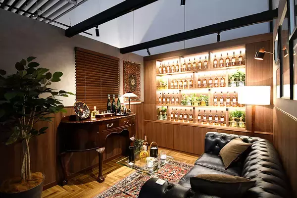 「【TOKYOROOMS展】くっきー！、モモコグミカンパニーらの40部屋を大公開！ 推し活、ゴミの山、謎解きゲームまで個性爆発「6畳1間」取材レポート　虎ノ門」の画像