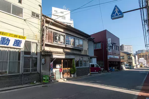 「空き家がレトロおしゃれな150店舗に大変身！ 長野・善光寺周辺にカフェや雑貨店、古着屋など、マッチングでにぎわい生む地元不動産会社の手腕」の画像