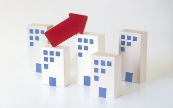 首都圏の新築マンション購入者の平均価格は7324万円で、最高値更新。いま新築マンションを購入しているのは、どんな人たち？