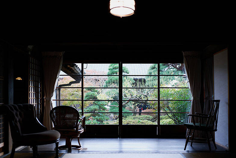 「自宅が登録有形文化財」。築150年の旧家に住む夫妻、13代目が守る”誇り”と“維持”のリアル　群馬県太田市・片山家住宅