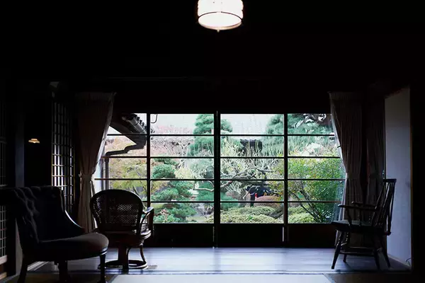 「「自宅が登録有形文化財」。築150年の旧家に住む夫妻、13代目が守る”誇り”と“維持”のリアル　群馬県太田市・片山家住宅」の画像