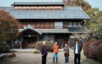「自宅が登録有形文化財」。築150年の旧家に住む夫妻、13代目が守る”誇り”と“維持”のリアル　群馬県太田市・片山家住宅