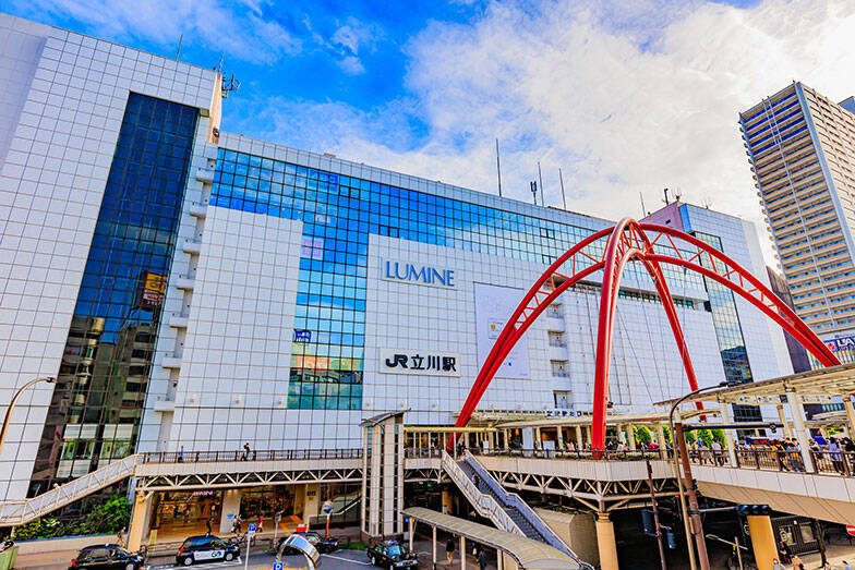 【JR中央線】家賃相場が安い駅ランキング2025年！ 1位高尾駅5.8万円ほか東京都内32駅の結果は？