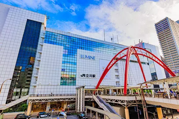 「【JR中央線】家賃相場が安い駅ランキング2025年！ 1位高尾駅5.8万円ほか東京都内32駅の結果は？」の画像