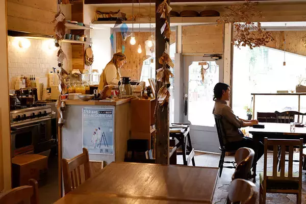 「いま埼玉・本庄駅界隈がおもしろい！ 移住者ら“街を遊び倒す”ためシャッター街再生中。私設公園やシェアキッチン、カフェなど続々　「本庄デパートメント」」の画像