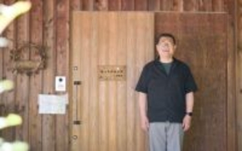 体の不調がない人もおしゃべりしに行く”診療所”が素敵すぎる！ お医者さんやご近所さんと集う街のリビング　軽井沢「ほっちのロッヂ」