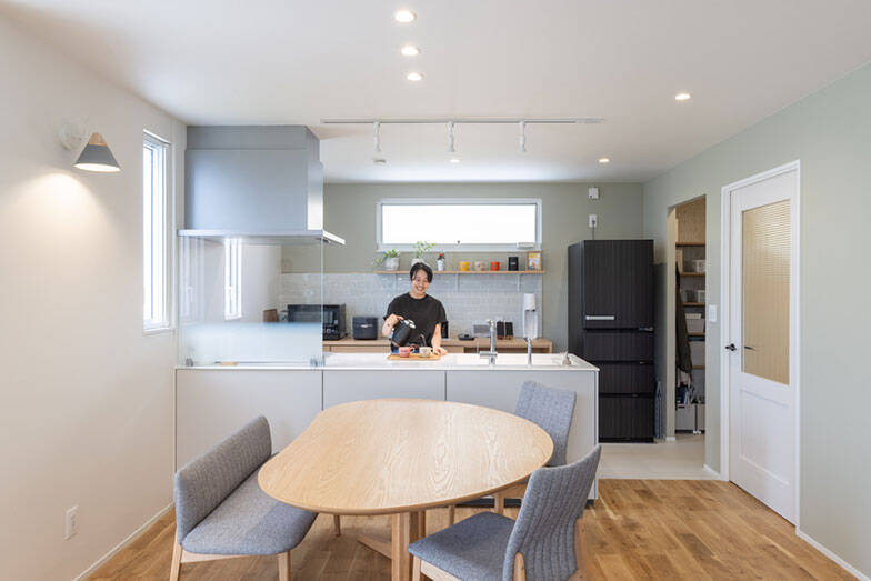 【リノベ最前線】「DIY・コスト対策・多様性」が最旬トレンド。技ありリノベ事例が満載！ 独身リノベ、猫の家など｜リノベーション・オブ・ザ・イヤー2025レポート