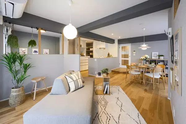 「【リノベ最前線】「DIY・コスト対策・多様性」が最旬トレンド。技ありリノベ事例が満載！ 独身リノベ、猫の家など｜リノベーション・オブ・ザ・イヤー2025レポート」の画像