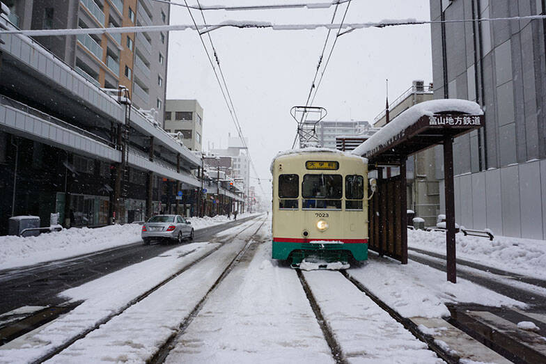 【富山市】移住者の目線で見た、NYタイムズ選出「行くべき場所」。コンパクトな街に富山市立図書館本館などサードプレイスがあちこちに！ 人とつながる豊かな暮らし
