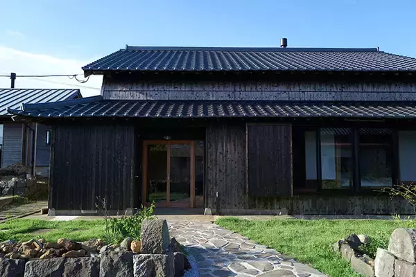 「“まち医者”のようなデザイナーでありたい。長崎県五島へUターン、9割は島内の仕事を。「草草社」有川智子さんの、懐かしくも新しい働き方　」の画像