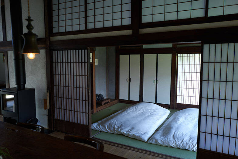 “まち医者”のようなデザイナーでありたい。長崎県五島へUターン、9割は島内の仕事を。「草草社」有川智子さんの、懐かしくも新しい働き方　