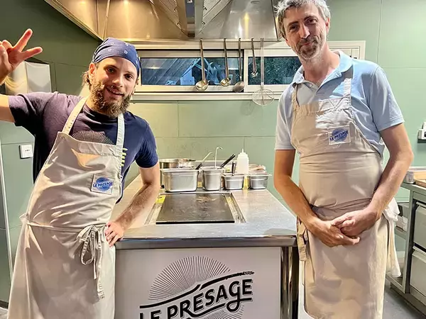 「【南仏発】美食の街マルセイユで「太陽光レストラン」が話題。電気・ガス使わず太陽熱で調理?! 脱酸素への本気　「ル・プレザージュ」」の画像