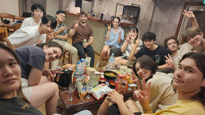 外国人留学生の”住まい探しの壁”、空き家シェアハウスで解決！累計23拠点、10年放置物件も満室に変えた京都「ハチノジ」の挑戦