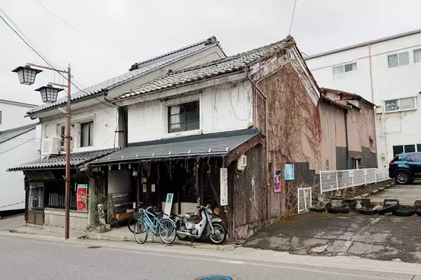 「いま長野・善光寺門前に人が集まる理由。キーマン30年の熱量「まず自分たちがやりたいことをやる。公共性は後からついてくる」増澤珠美さん」の画像