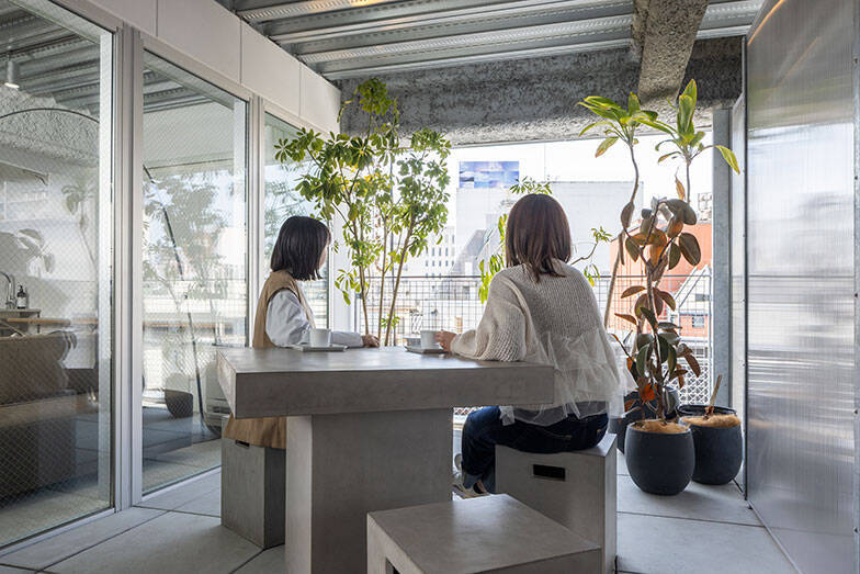 【前橋】教科書に載るほどガチの”シャッター街”が「アートの街」へ！ JINSの田中仁CEOが私財投じるなど民間主導で“衰退した地元”を再生中