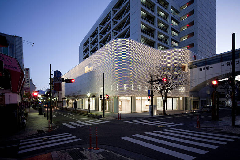 【前橋】教科書に載るほどガチの”シャッター街”が「アートの街」へ！ JINSの田中仁CEOが私財投じるなど民間主導で“衰退した地元”を再生中