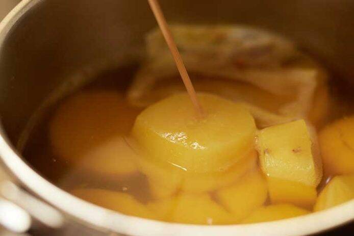 【お正月レシピ】手作りがおいしい！甘さ控えめで美しいプロ直伝「栗きんとん」